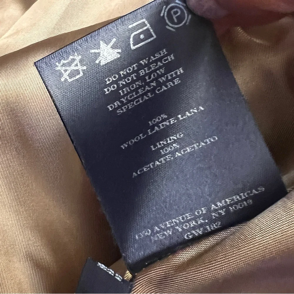 Burberry Beige Plaid Wool Coat with Brown Fur Trim - Picture 8 of 15